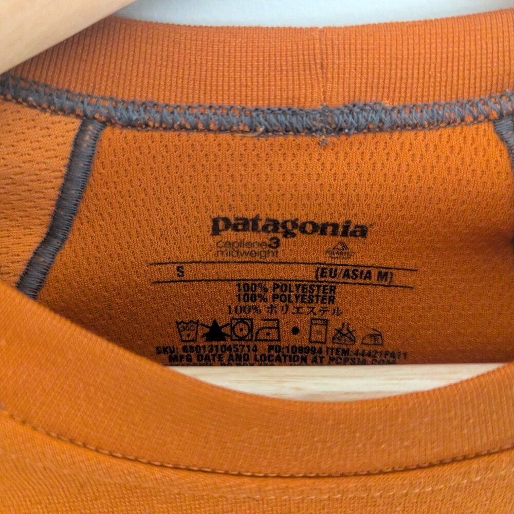 Patagonia Capilene Midweight Thermal baselayer shirt in burnt orange, size small - Picture 3 of 5